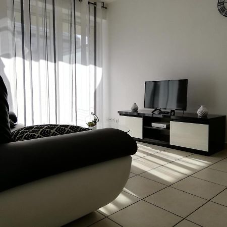 Appartement 2P Et Parking Prive A 50M Des Plages. Вильнёв-Лубе Экстерьер фото